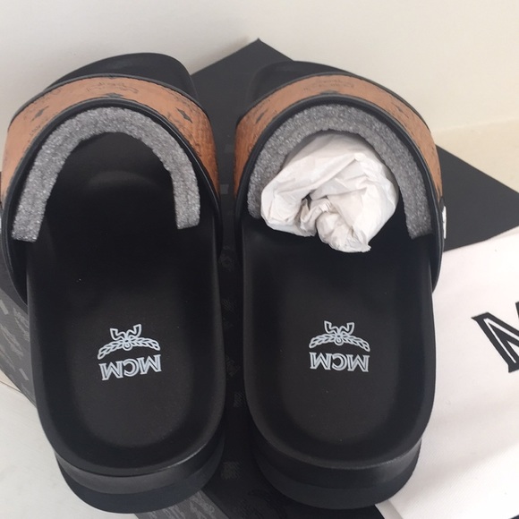 Mcm slides 🔥🔥🔥 - Picture 4 of 6